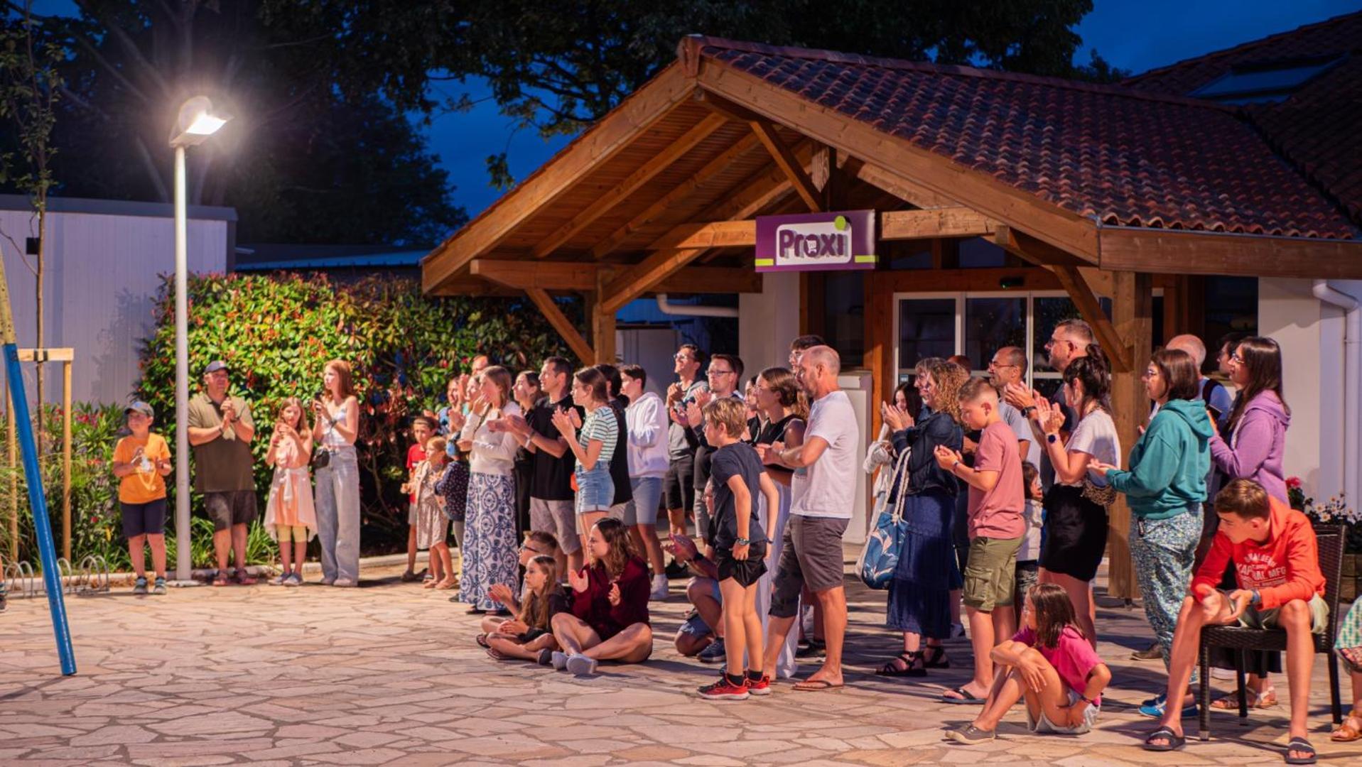 Camping Domaine Berrua - Maeva Selection บีดาร์ ภายนอก รูปภาพ